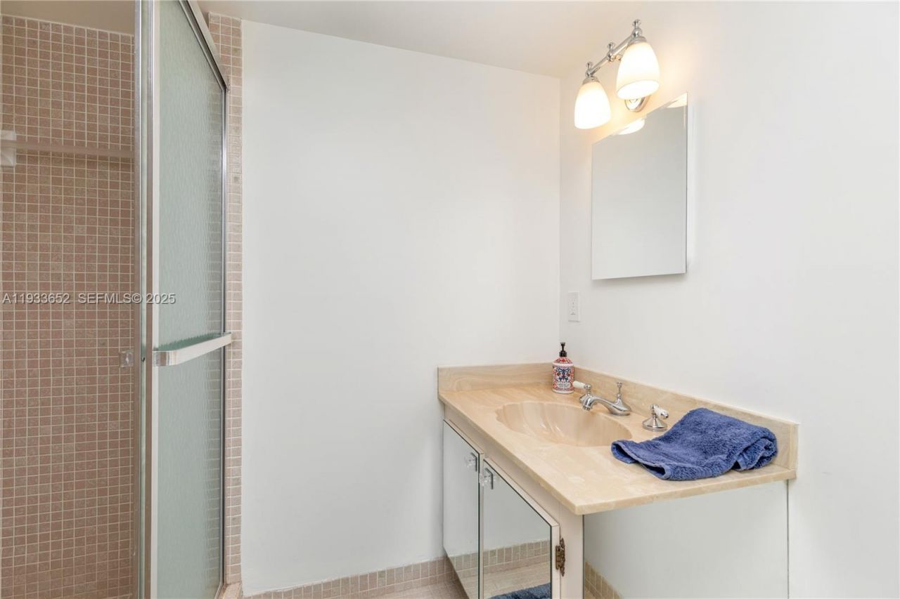 2751 S Ocean Dr, Unit 208S, Hollywood, FL 33019 Photo