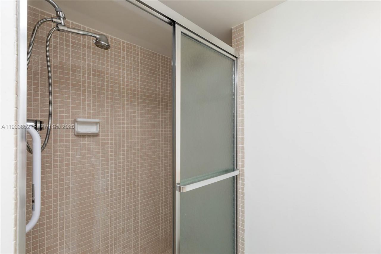 2751 S Ocean Dr, Unit 208S, Hollywood, FL 33019 Photo