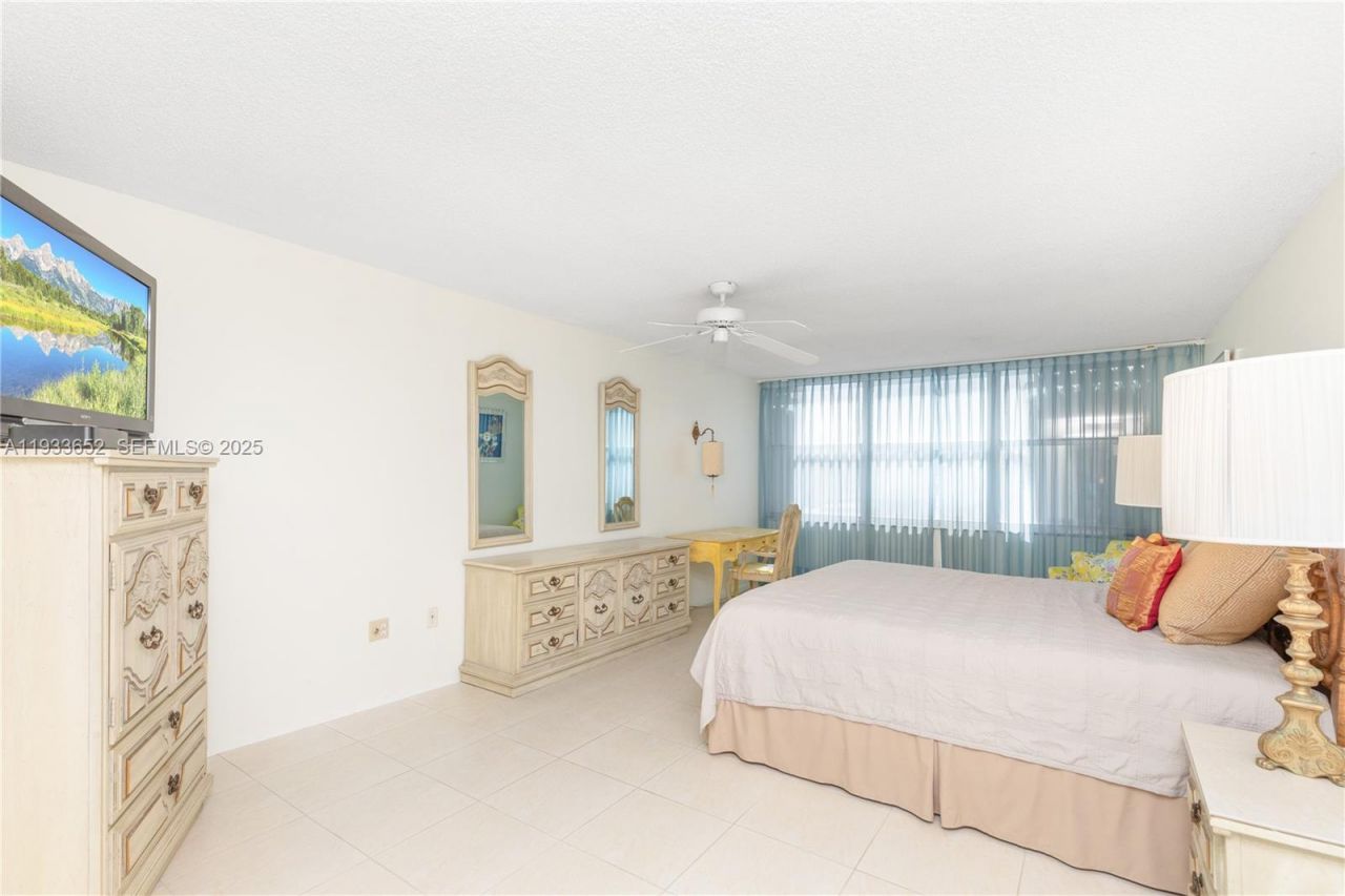 2751 S Ocean Dr, Unit 208S, Hollywood, FL 33019 Photo