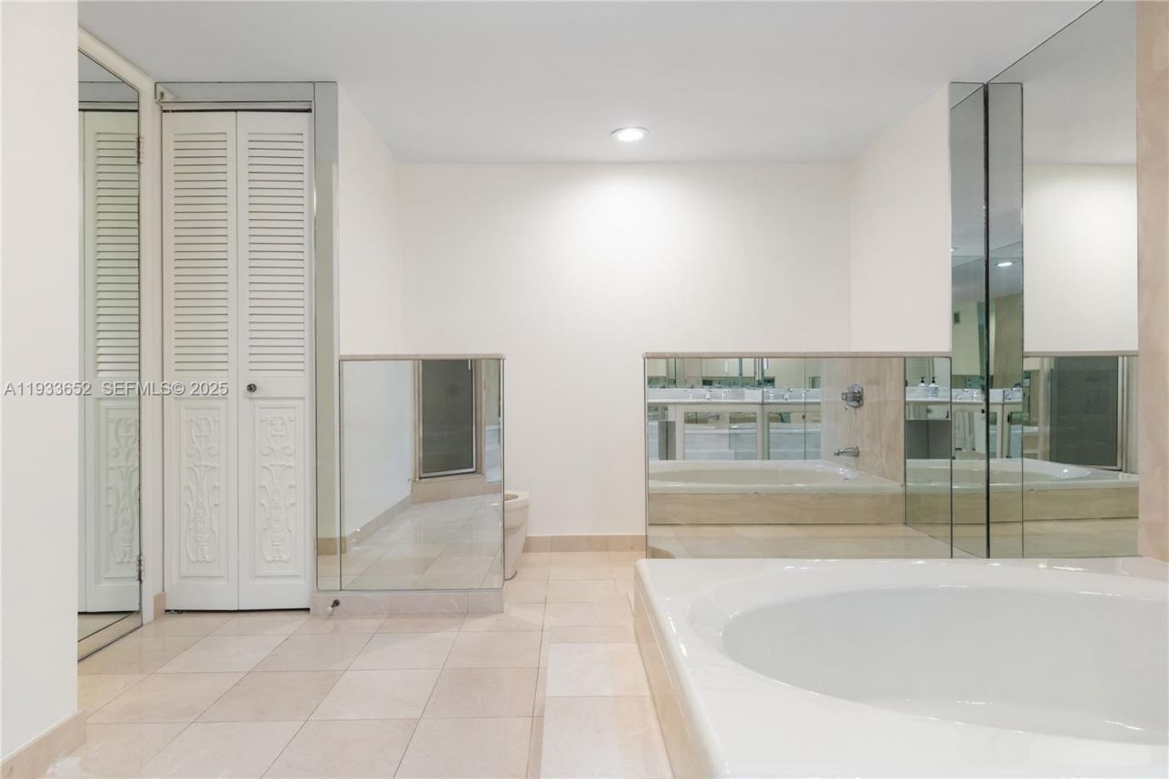 2751 S Ocean Dr, Unit 208S, Hollywood, FL 33019 Photo