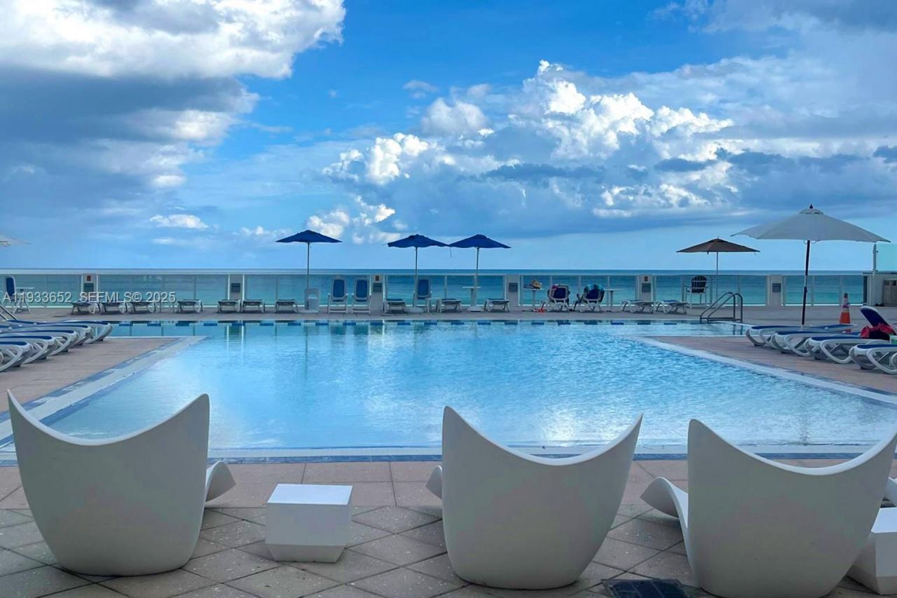 2751 S Ocean Dr, Unit 208S, Hollywood, FL 33019 Photo