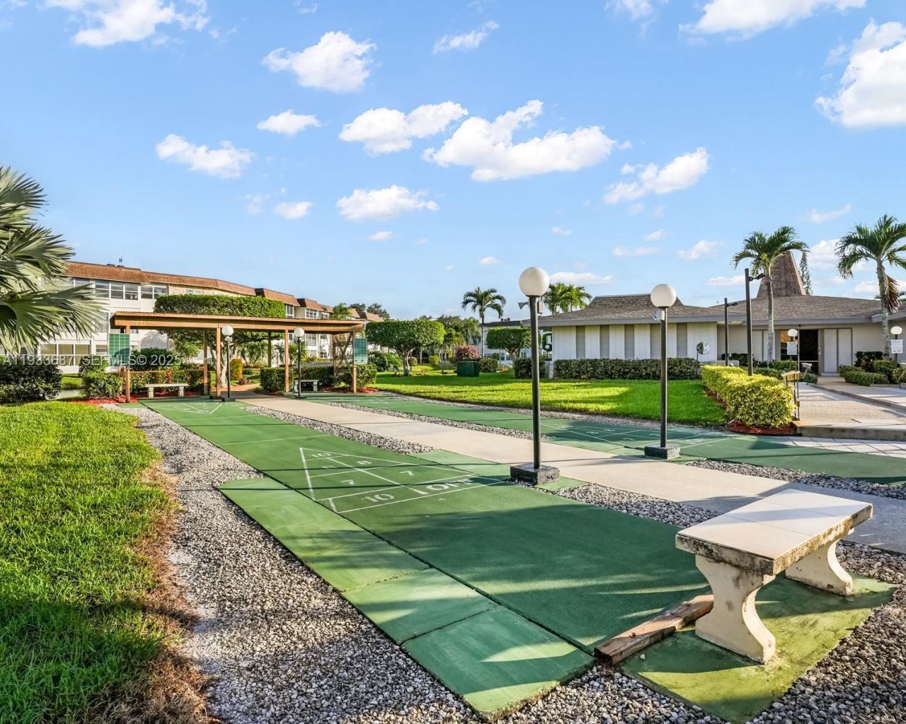 4706 NW 36th St, Unit 507, Lauderdale Lakes, FL 33319 Photo