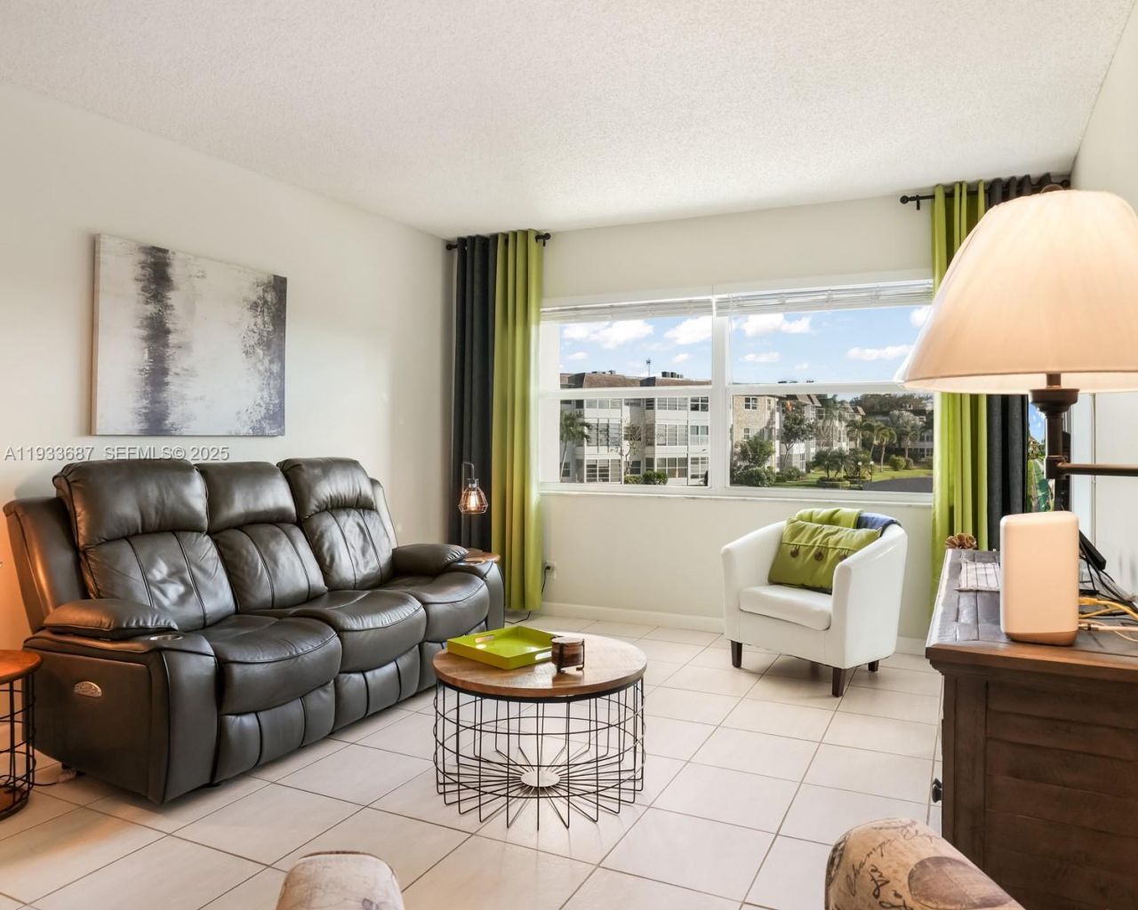 4706 NW 36th St, Unit 507, Lauderdale Lakes, FL 33319 Photo