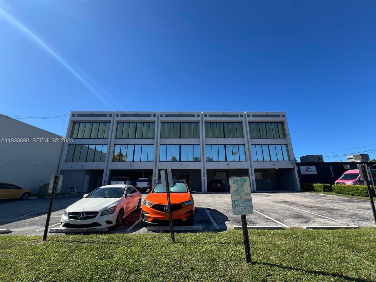 2740 E Oakland Park Blvd, Unit 300, Fort Lauderdale, FL 33306 Photo