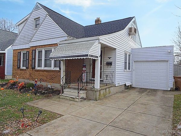 211 Burke Drive, Buffalo, NY 14215