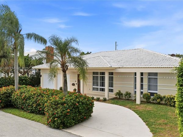 2607 Holy Cross Ln , Lake Worth, FL 33460