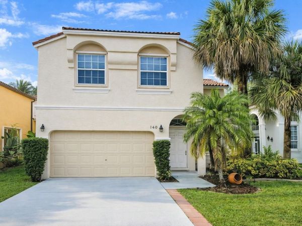 140 NW 151st Avenue, Pembroke Pines, FL 33028