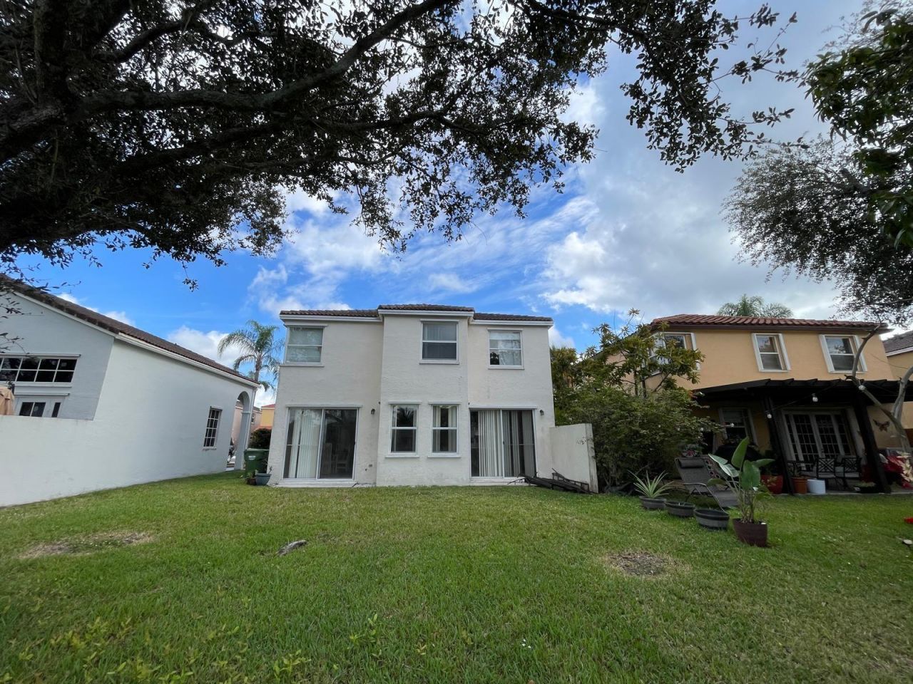 140 NW 151st Avenue, Pembroke Pines, FL 33028 Photo