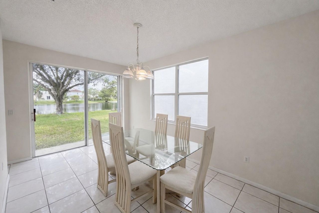 140 NW 151st Avenue, Pembroke Pines, FL 33028 Photo