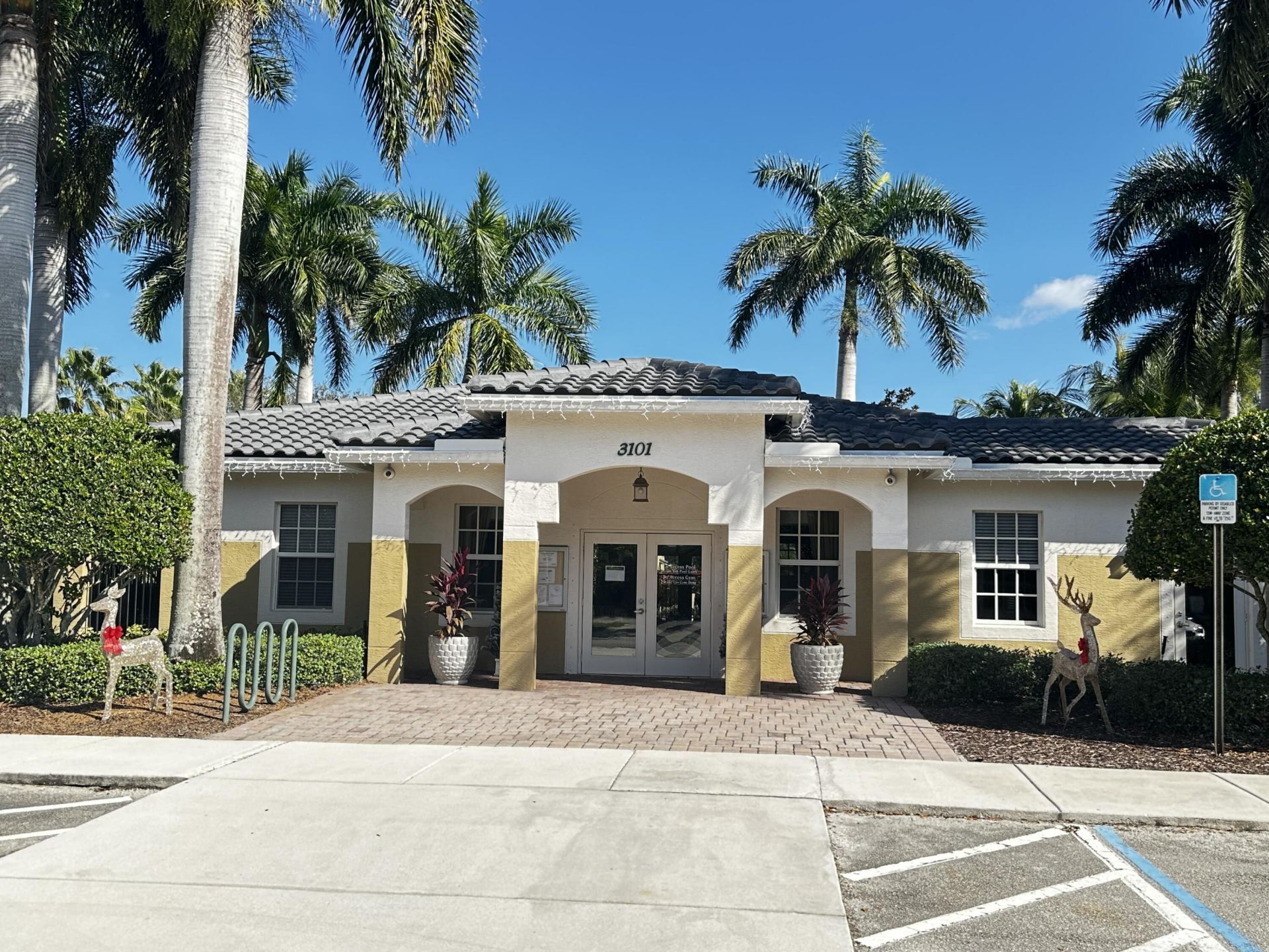 3031 SE Lexington Lakes Drive, Unit 204, Stuart, FL 34994 Photo