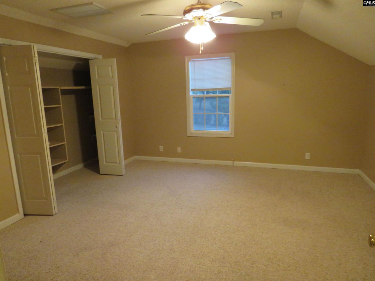 81 Radcliff Drive  Photo 11