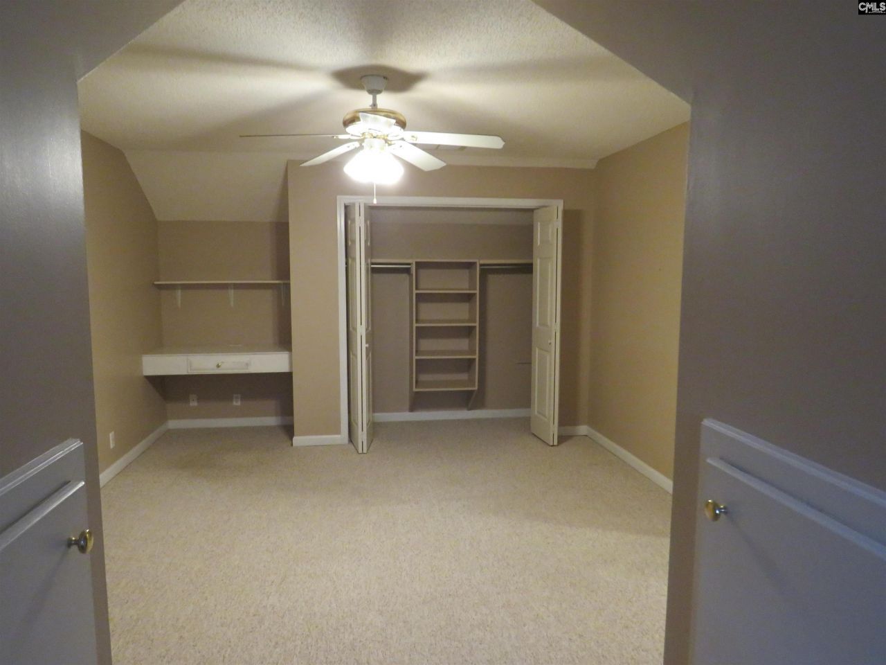 81 Radcliff Drive  Photo 12