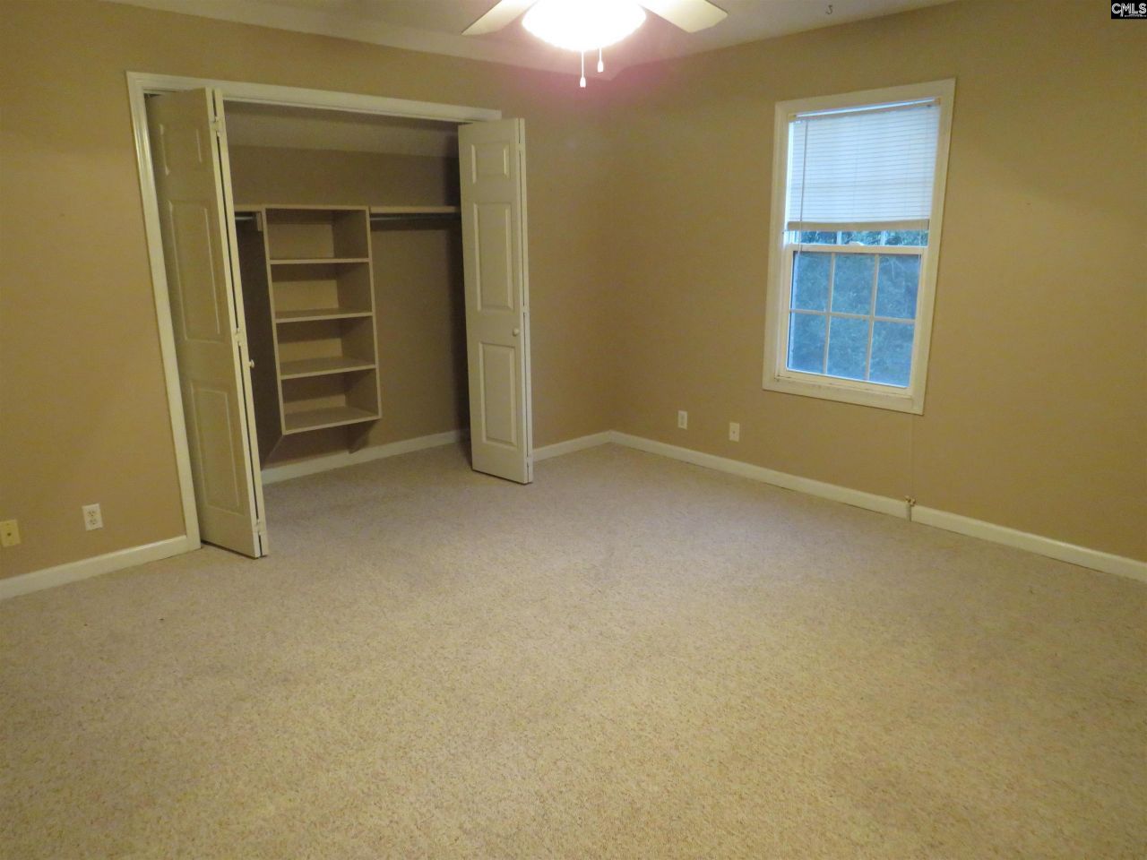 81 Radcliff Drive  Photo 17