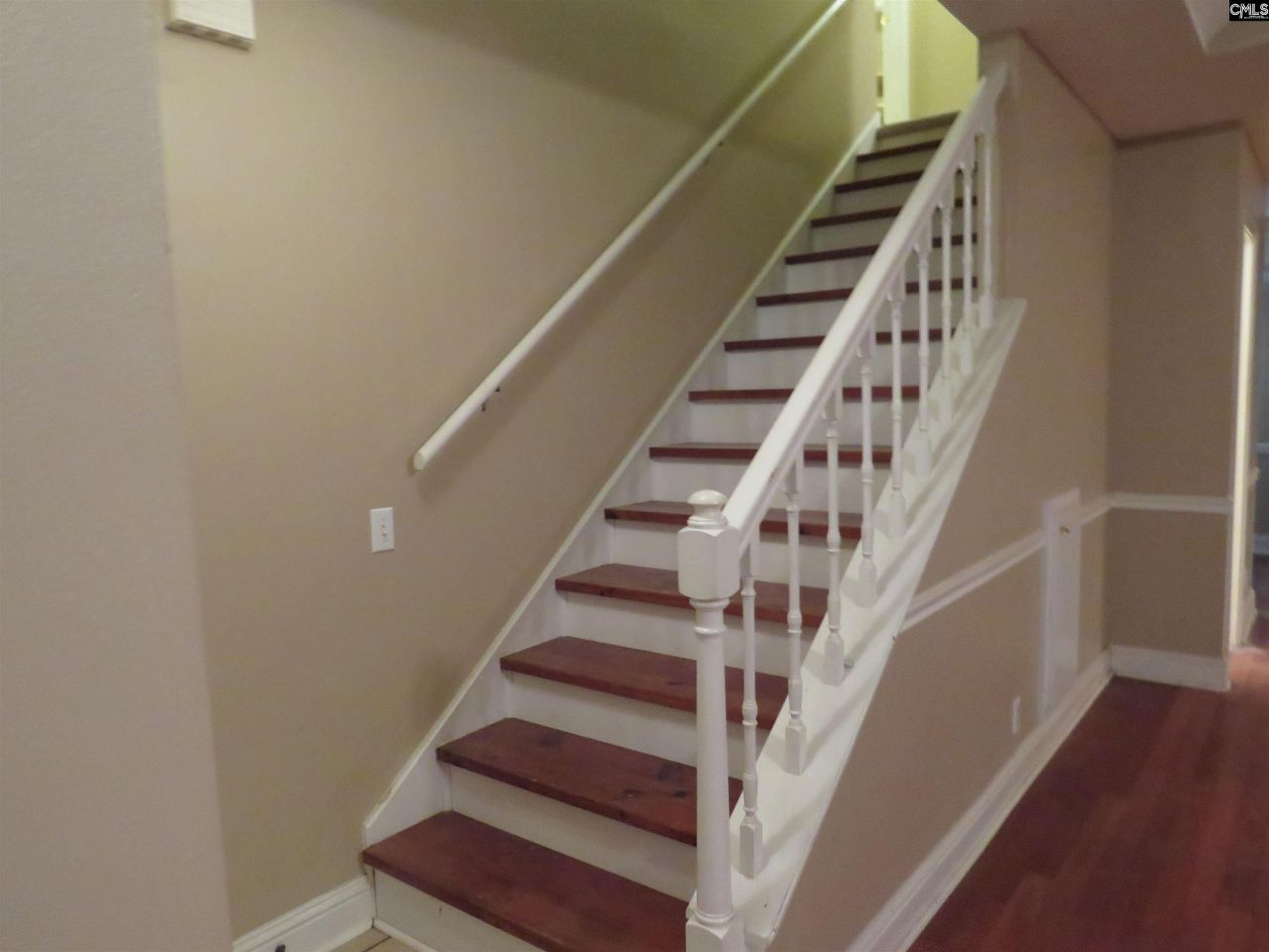 81 Radcliff Drive  Photo 19