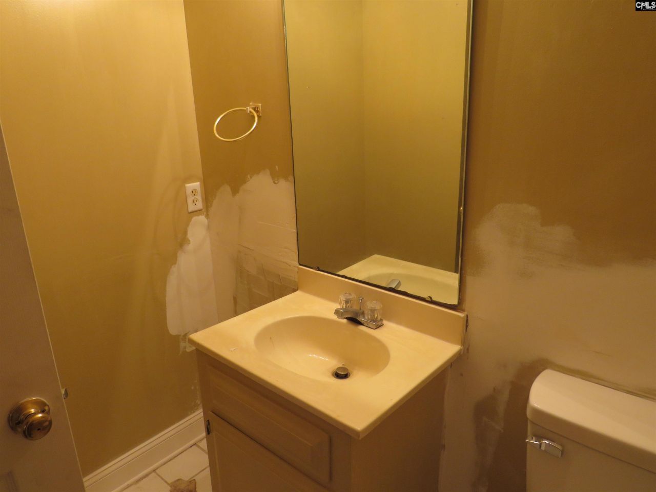 81 Radcliff Drive  Photo 27