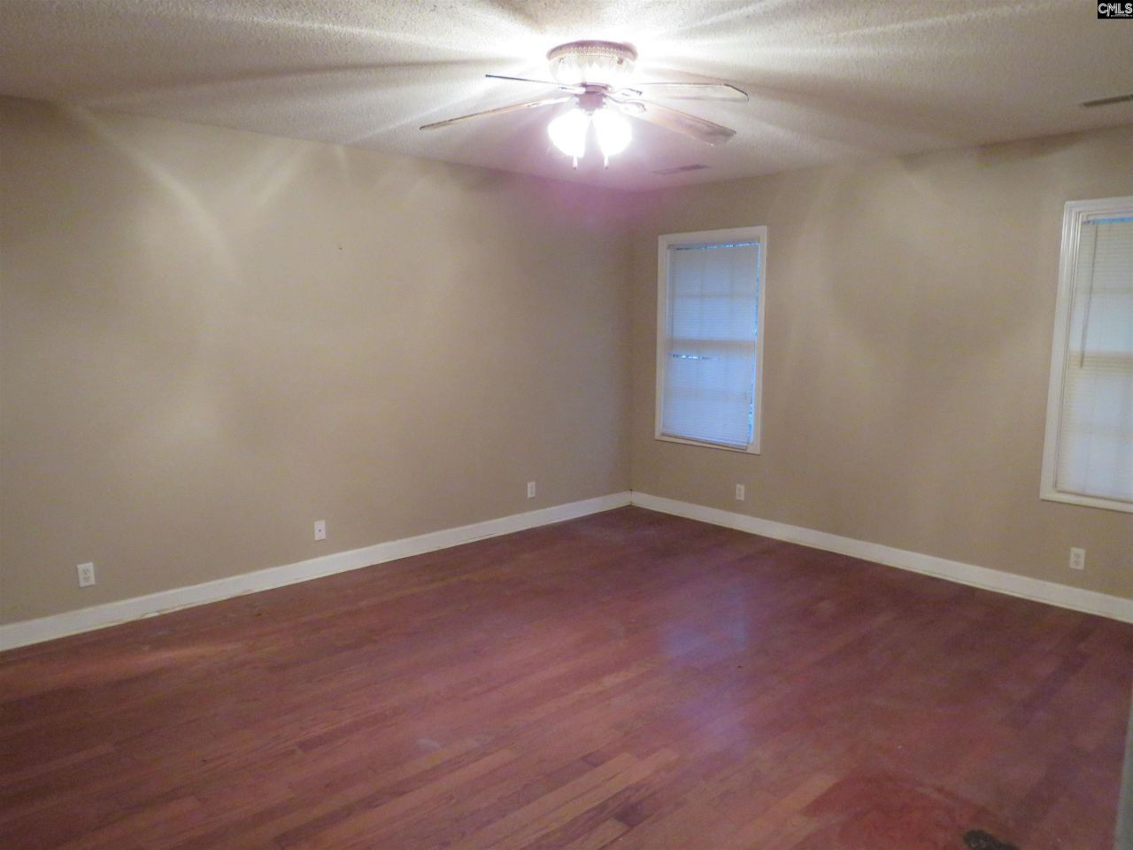 81 Radcliff Drive  Photo 30