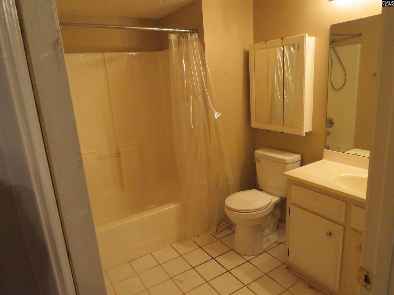 81 Radcliff Drive  Photo 34