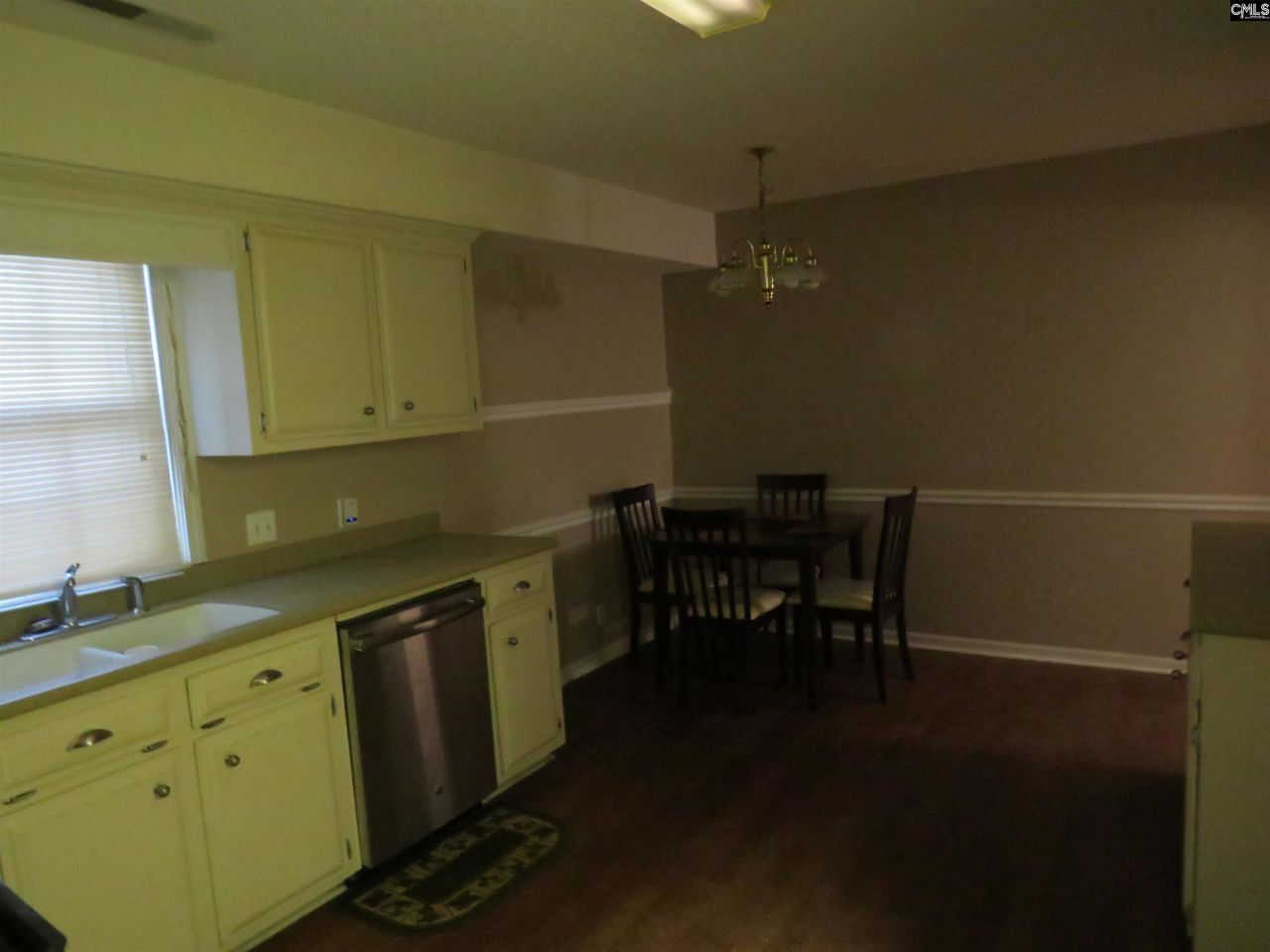 81 Radcliff Drive  Photo 36