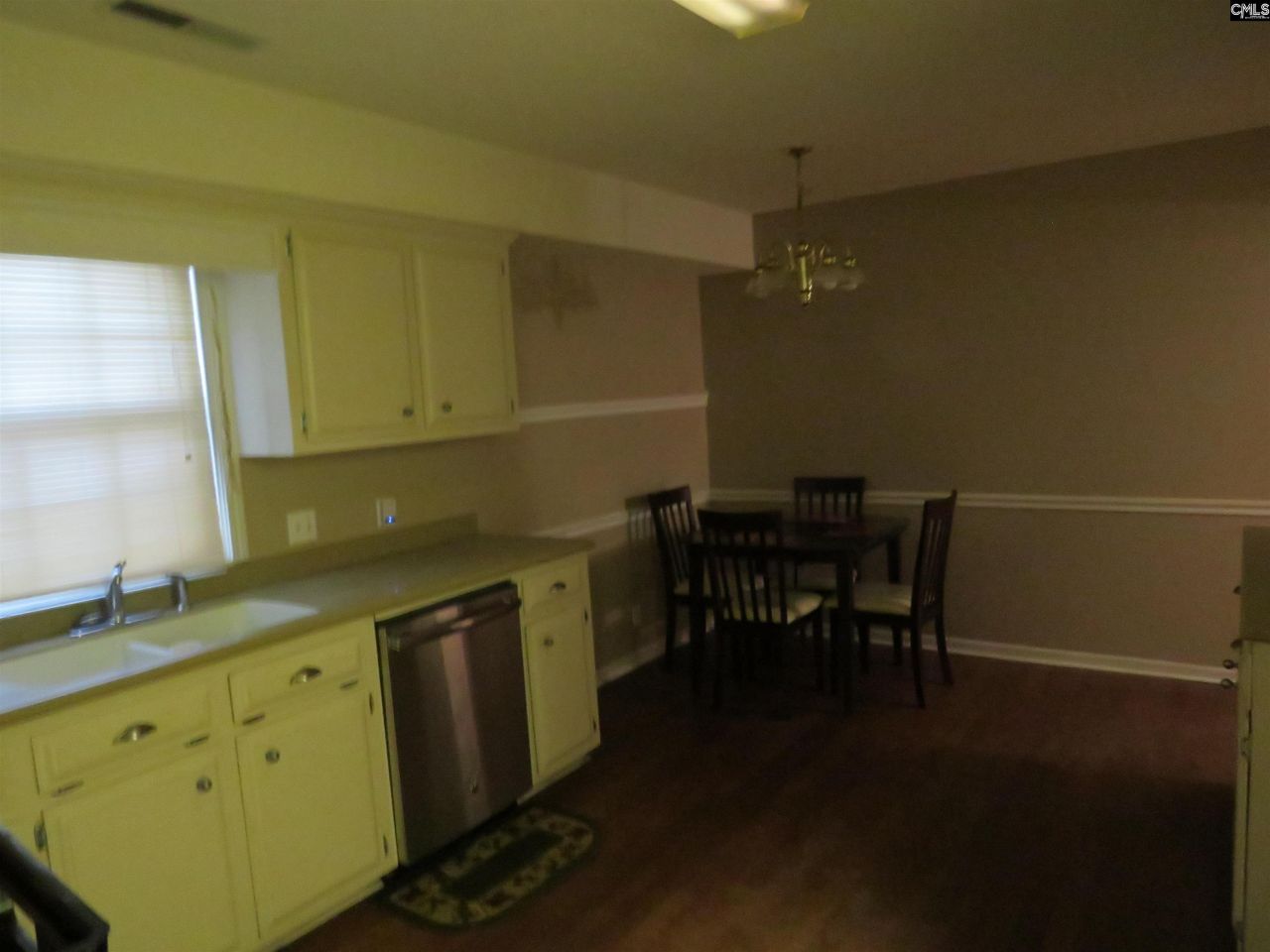 81 Radcliff Drive  Photo 37