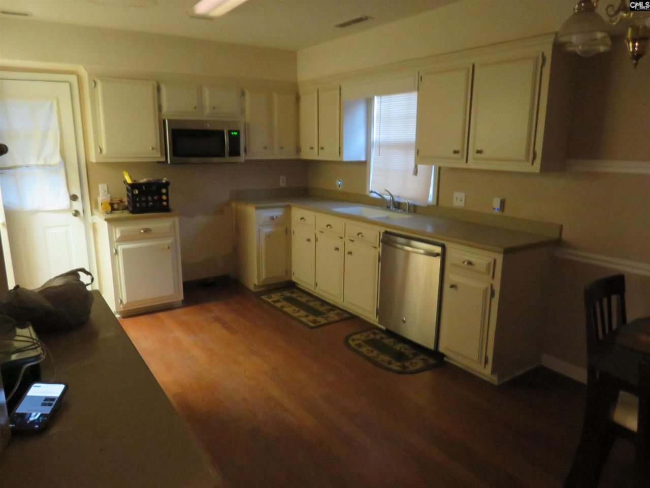 81 Radcliff Drive  Photo 38