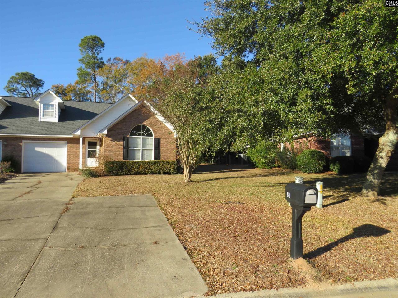 81 Radcliff Drive  Photo 5