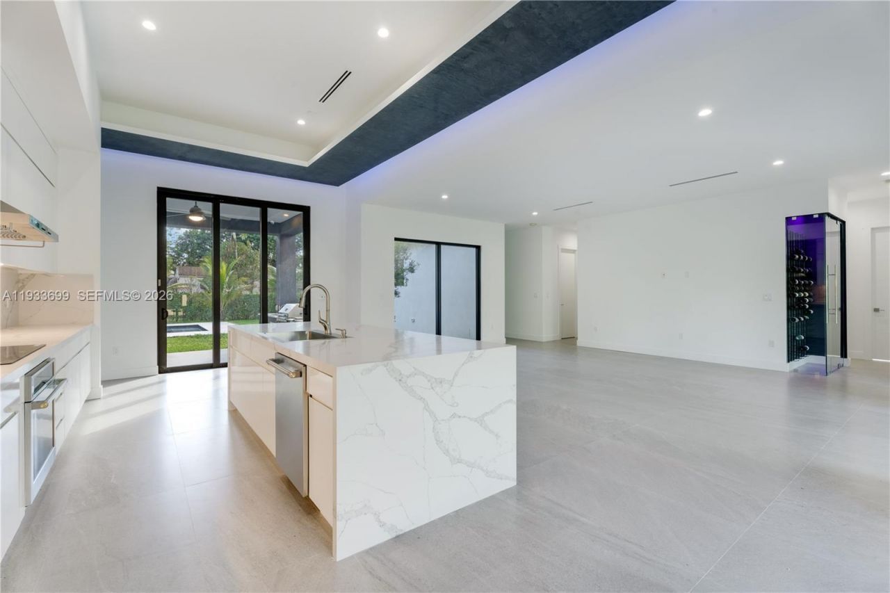 10398 SW 64th St, Miami, FL 33173 Photo