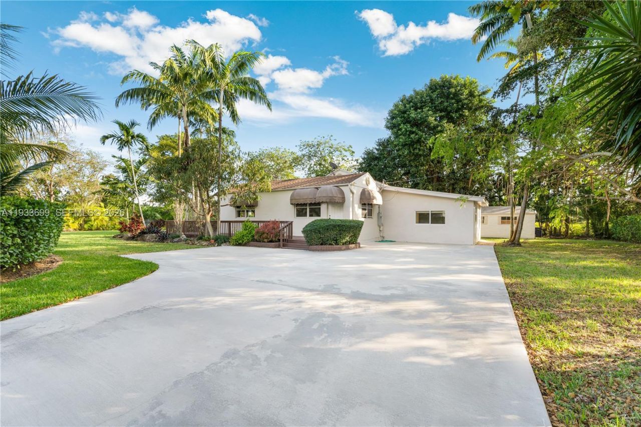 10398 SW 64th St, Miami, FL 33173 Photo