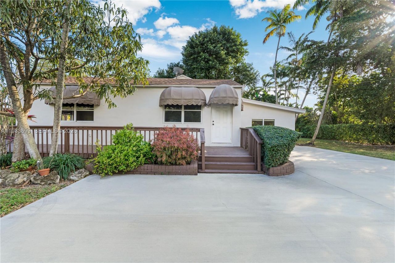 10398 SW 64th St, Miami, FL 33173 Photo