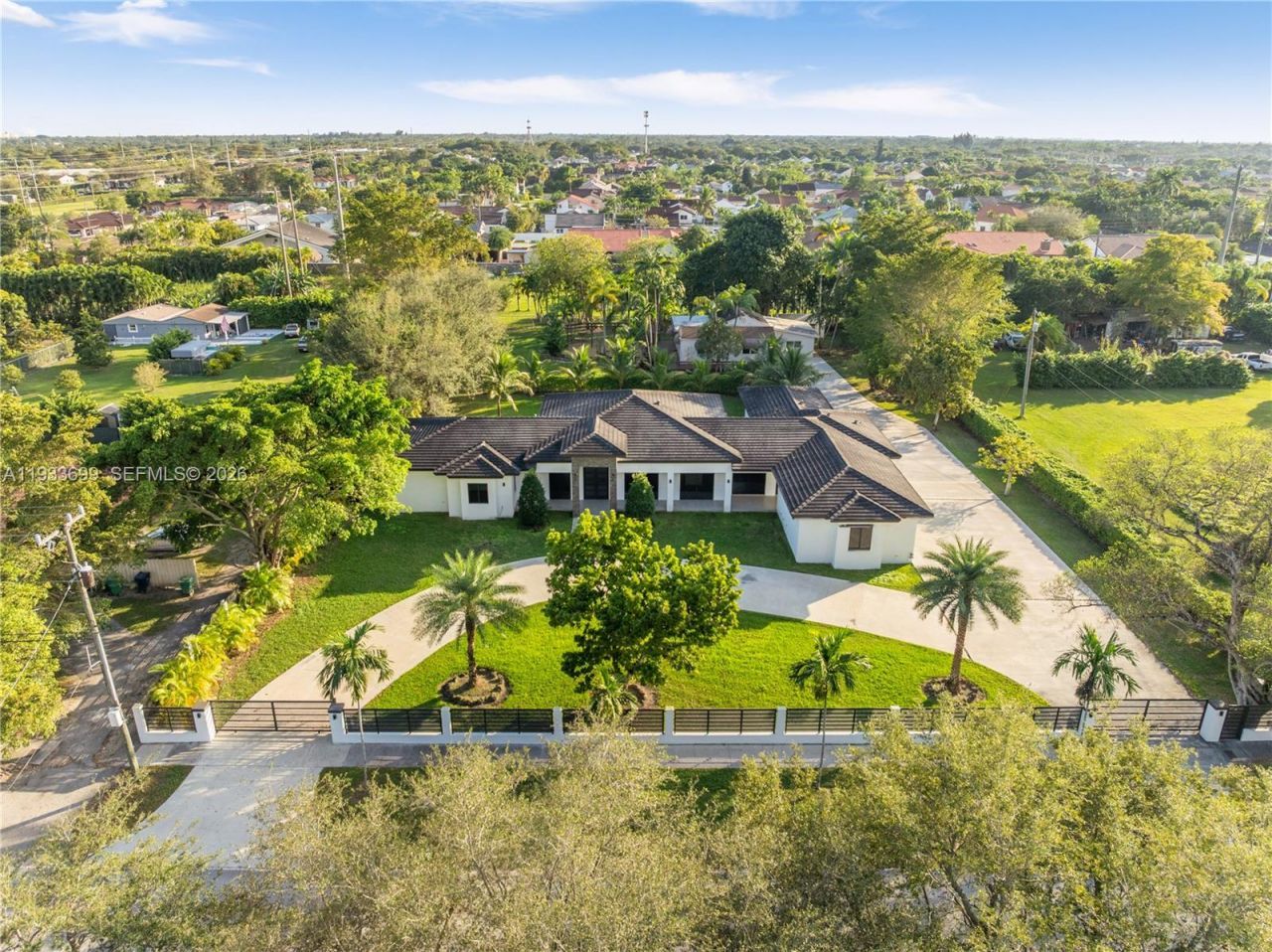 10398 SW 64th St, Miami, FL 33173 Photo