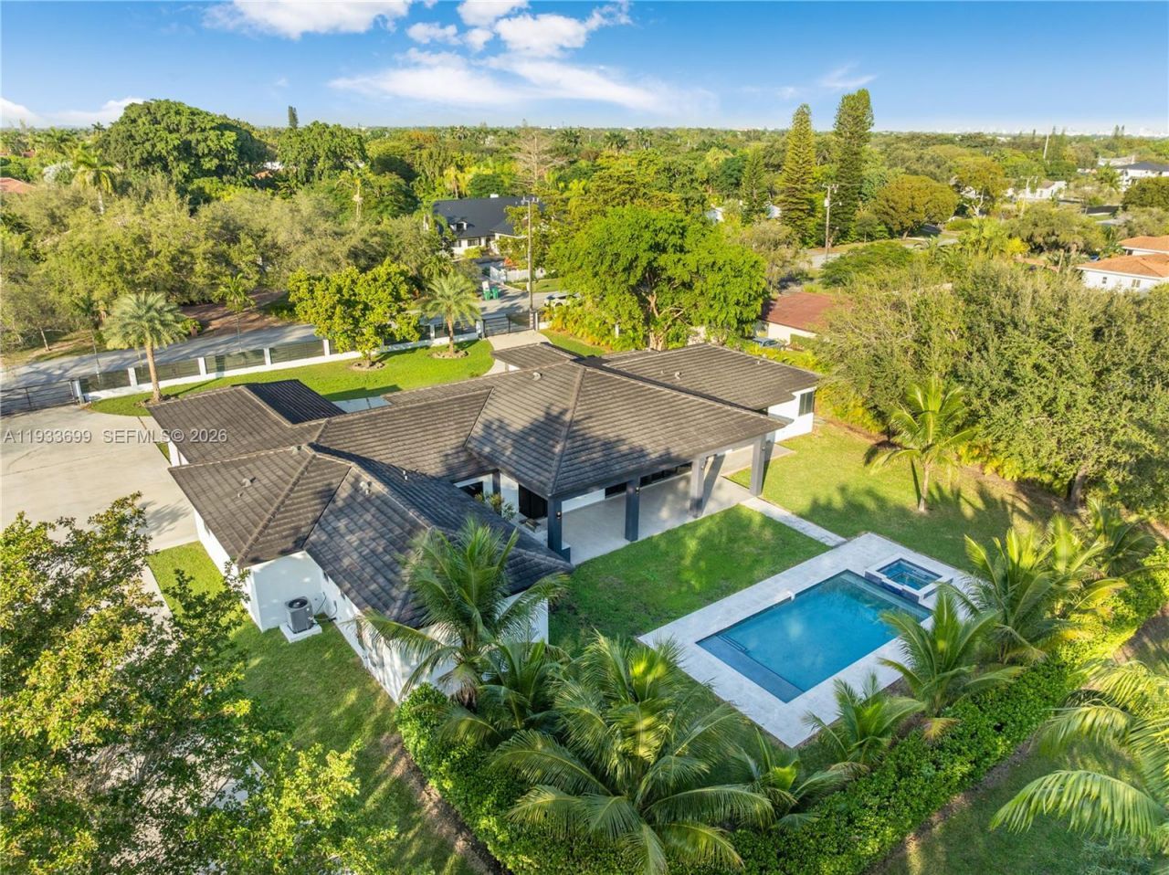 10398 SW 64th St, Miami, FL 33173 Photo