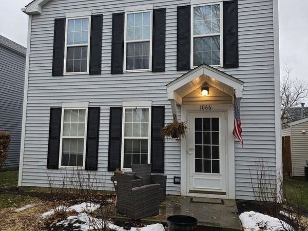 1066 FOUR SEASONS Boulevard, Aurora, IL 60504