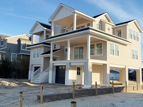 354 W 11TH STREET, SHIP BOTTOM, NJ 08008