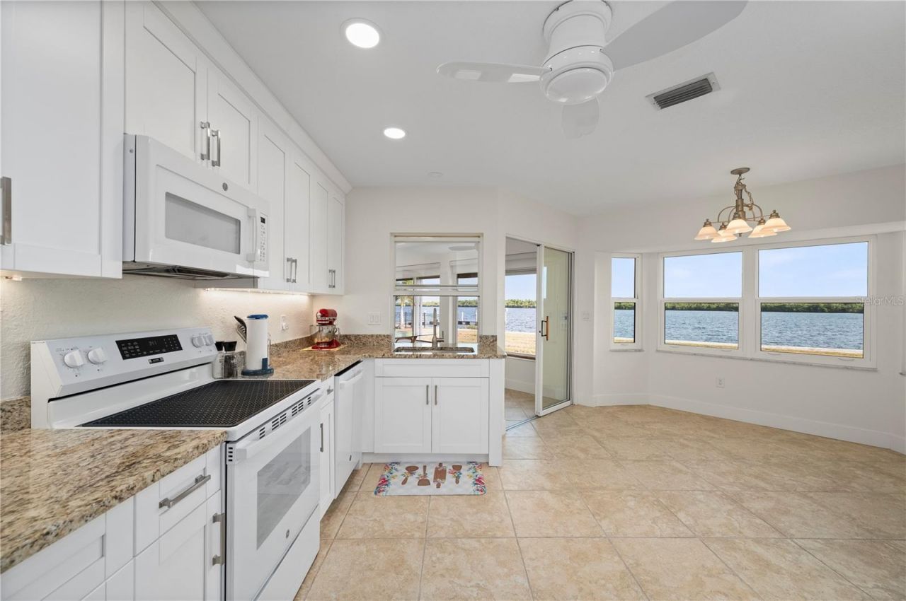 3672 Peace River Drive, Punta Gorda, FL 33983 Photo