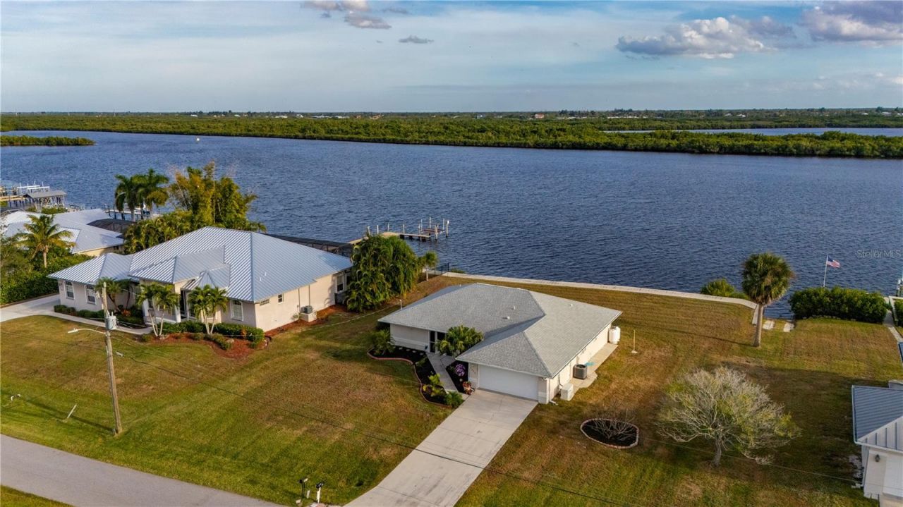 3672 Peace River Drive, Punta Gorda, FL 33983 Photo