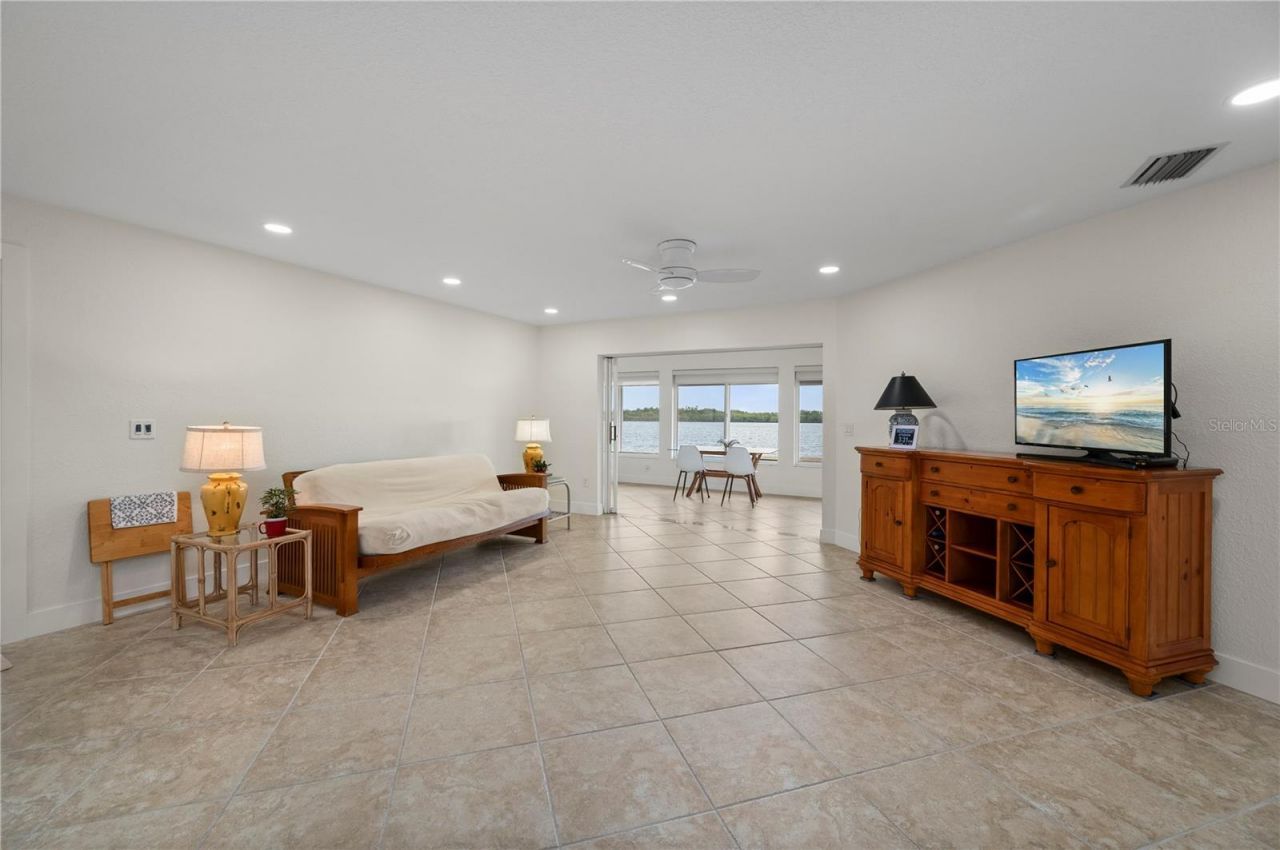 3672 Peace River Drive, Punta Gorda, FL 33983 Photo