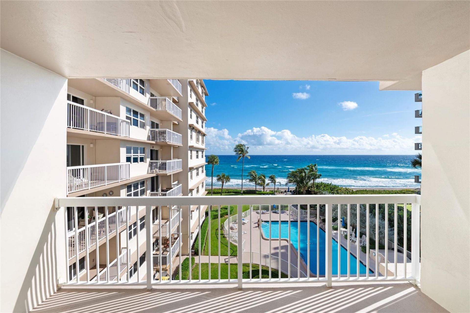 1069 Hillsboro Mile, Unit 507, Hillsboro Beach, FL 33062 Photo