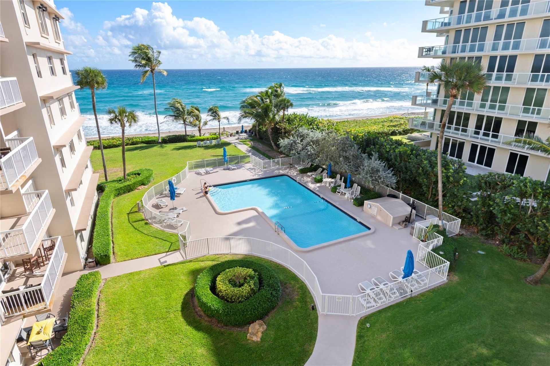 1069 Hillsboro Mile, Unit 507, Hillsboro Beach, FL 33062 Photo