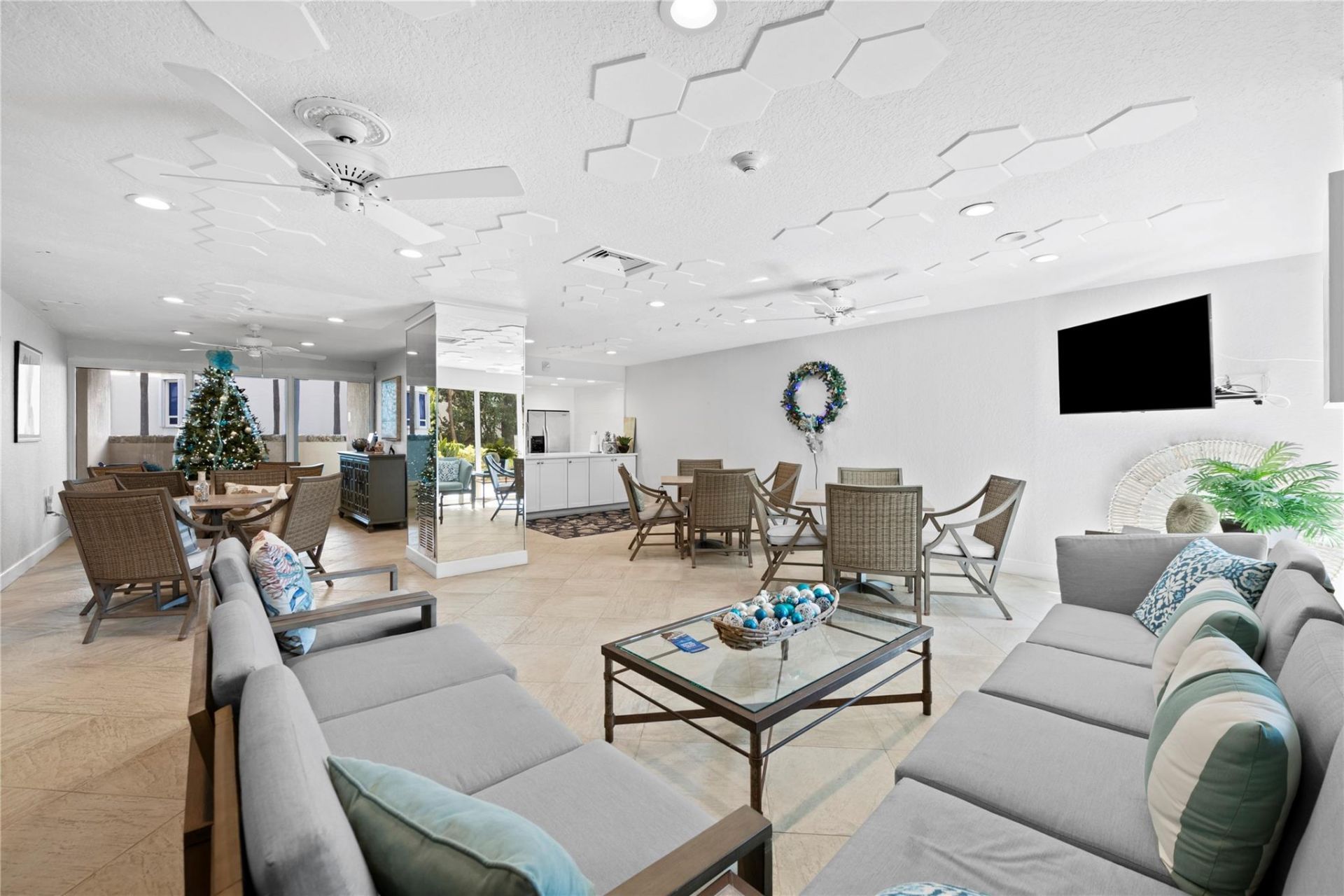 1069 Hillsboro Mile, Unit 507, Hillsboro Beach, FL 33062 Photo