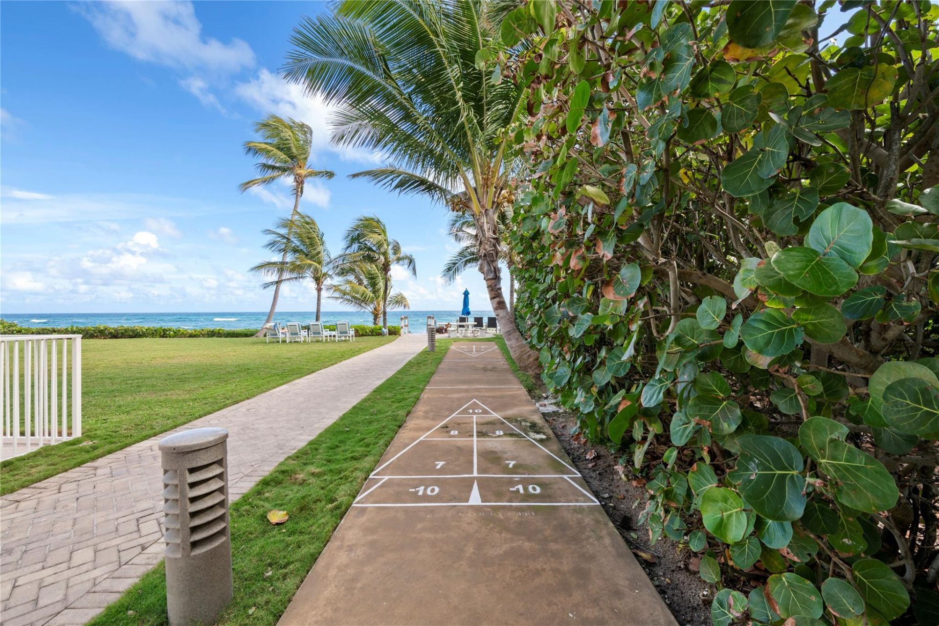 1069 Hillsboro Mile, Unit 507, Hillsboro Beach, FL 33062 Photo