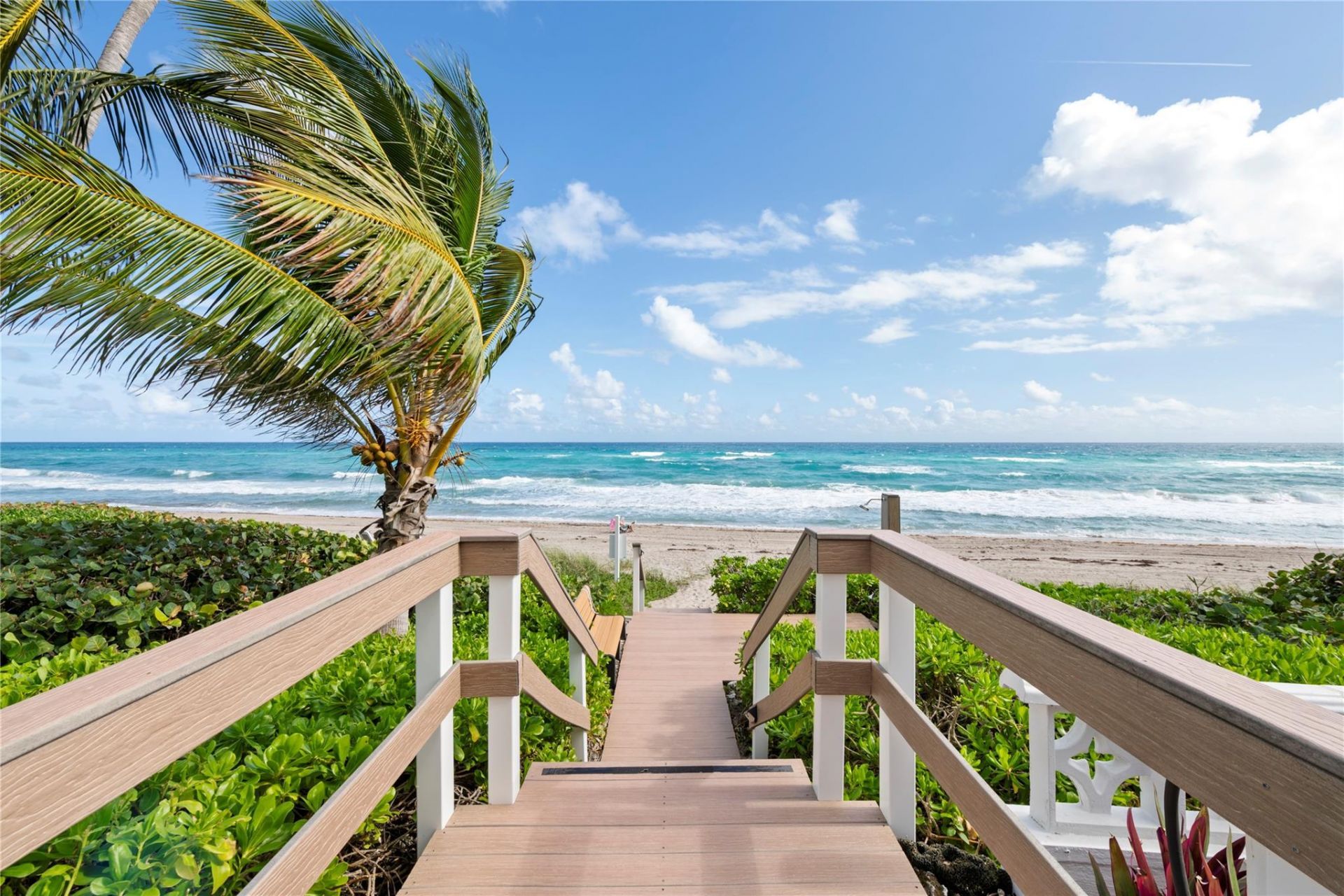 1069 Hillsboro Mile, Unit 507, Hillsboro Beach, FL 33062 Photo