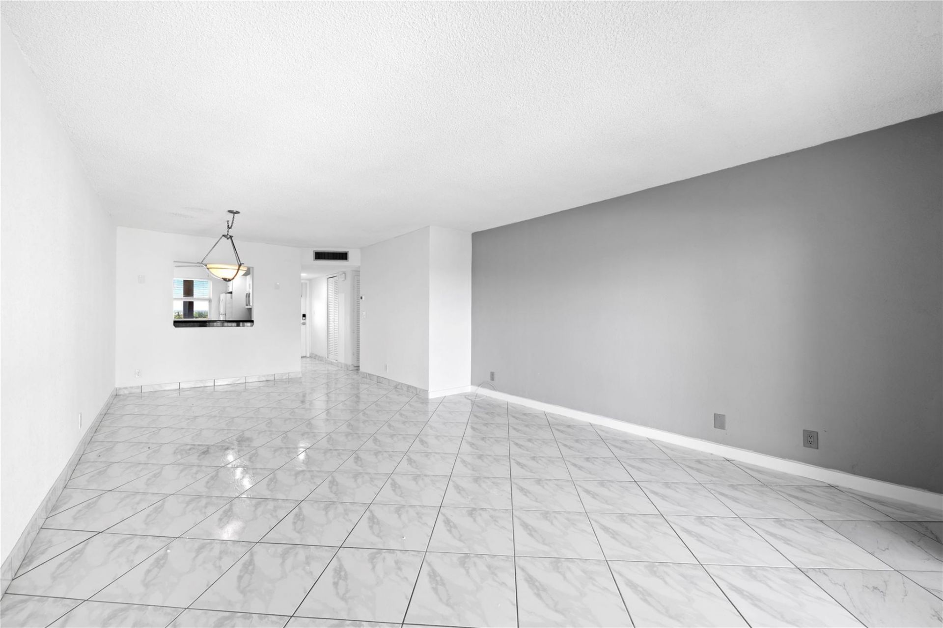 1069 Hillsboro Mile, Unit 507, Hillsboro Beach, FL 33062 Photo