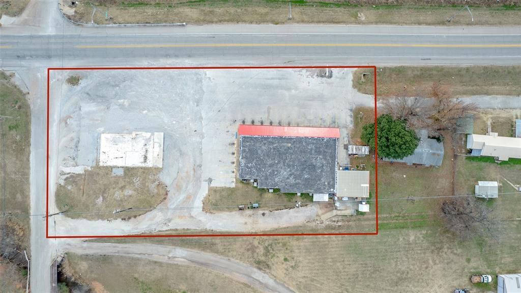 1012 6th Street, Maysville, OK 73057 Main Photo