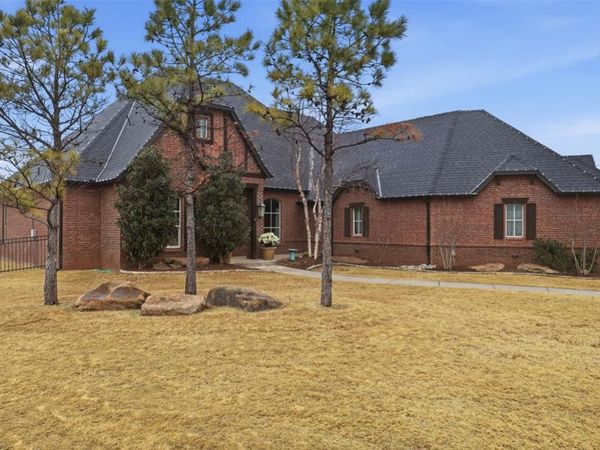 22087 Black Walnut Circle, Edmond, OK 73012