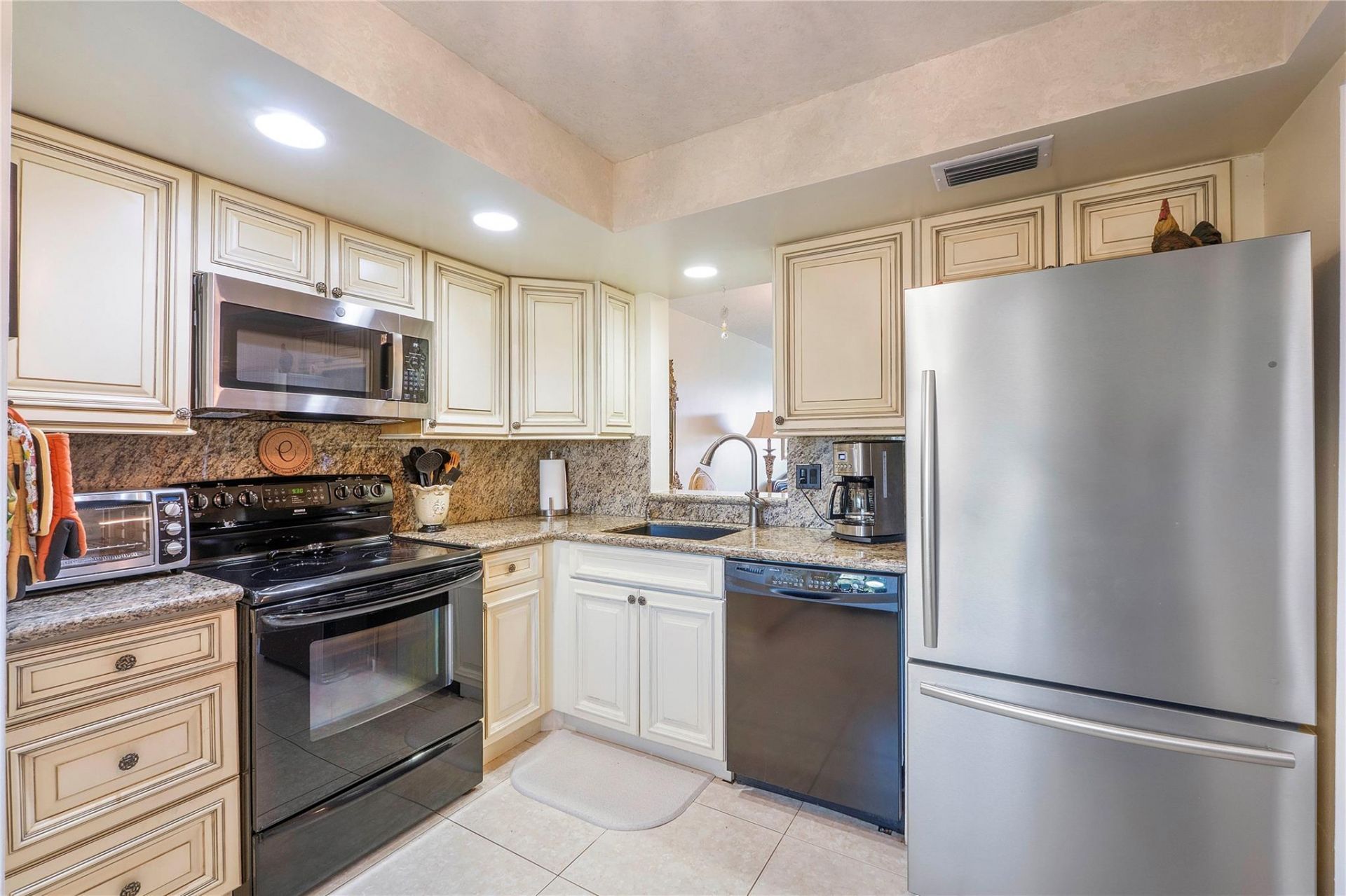 7684 NW 18th Street, Unit 102, Margate, FL 33063 Photo