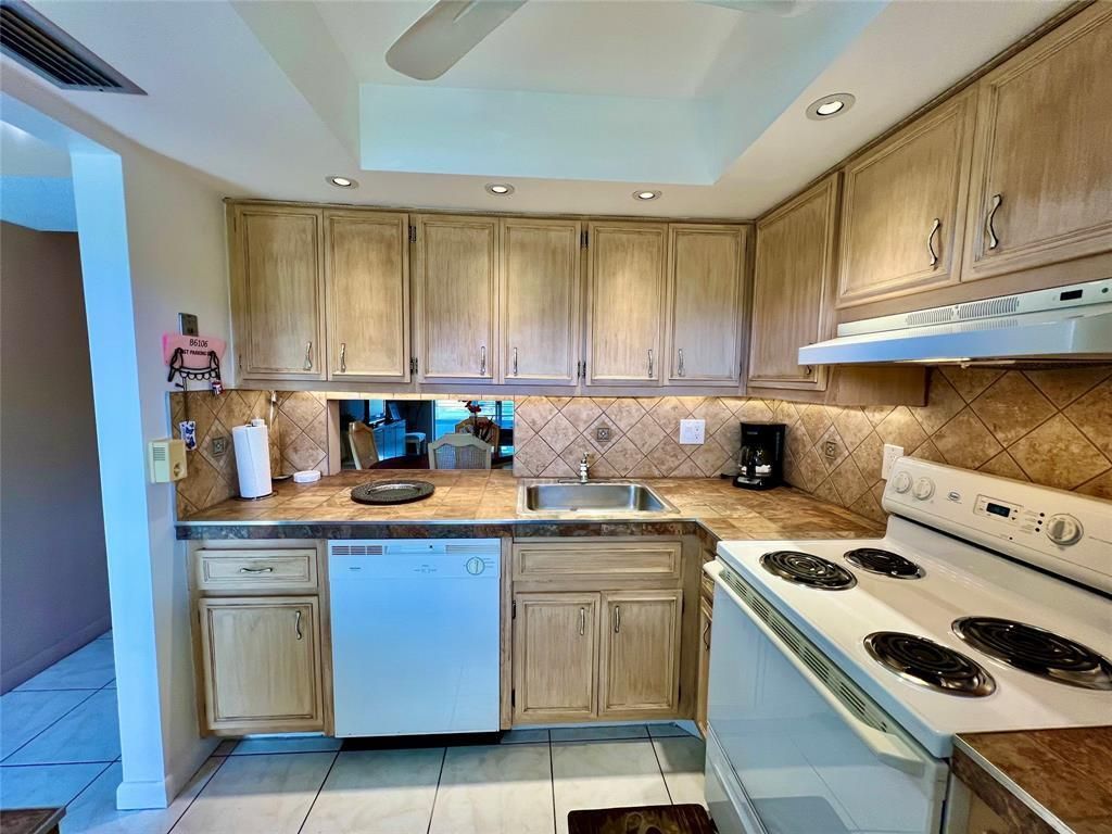 2800 NW 47th Terrace, Unit 106b, Lauderdale Lakes, FL 33313 Photo