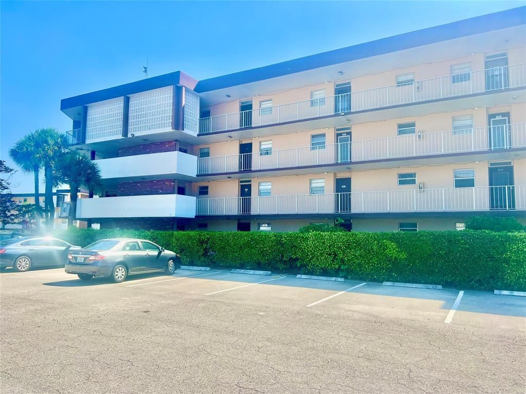 2800 NW 47th Terrace, Unit 106b, Lauderdale Lakes, FL 33313 Photo