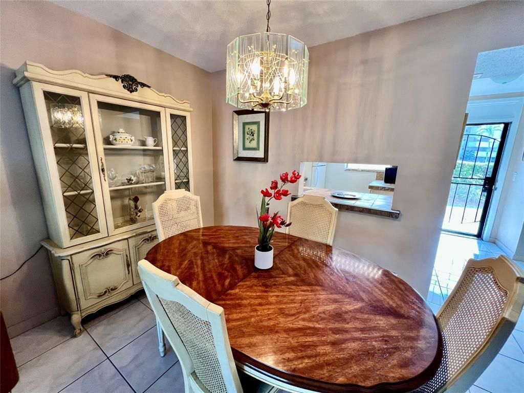 2800 NW 47th Terrace, Unit 106b, Lauderdale Lakes, FL 33313 Photo