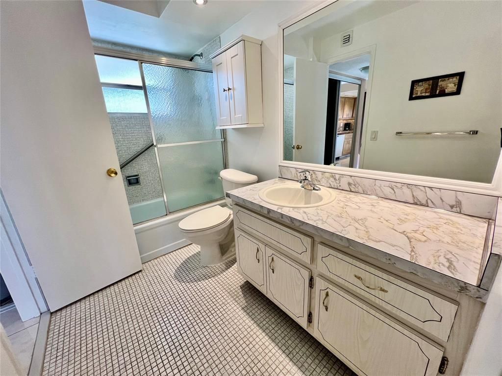 2800 NW 47th Terrace, Unit 106b, Lauderdale Lakes, FL 33313 Photo