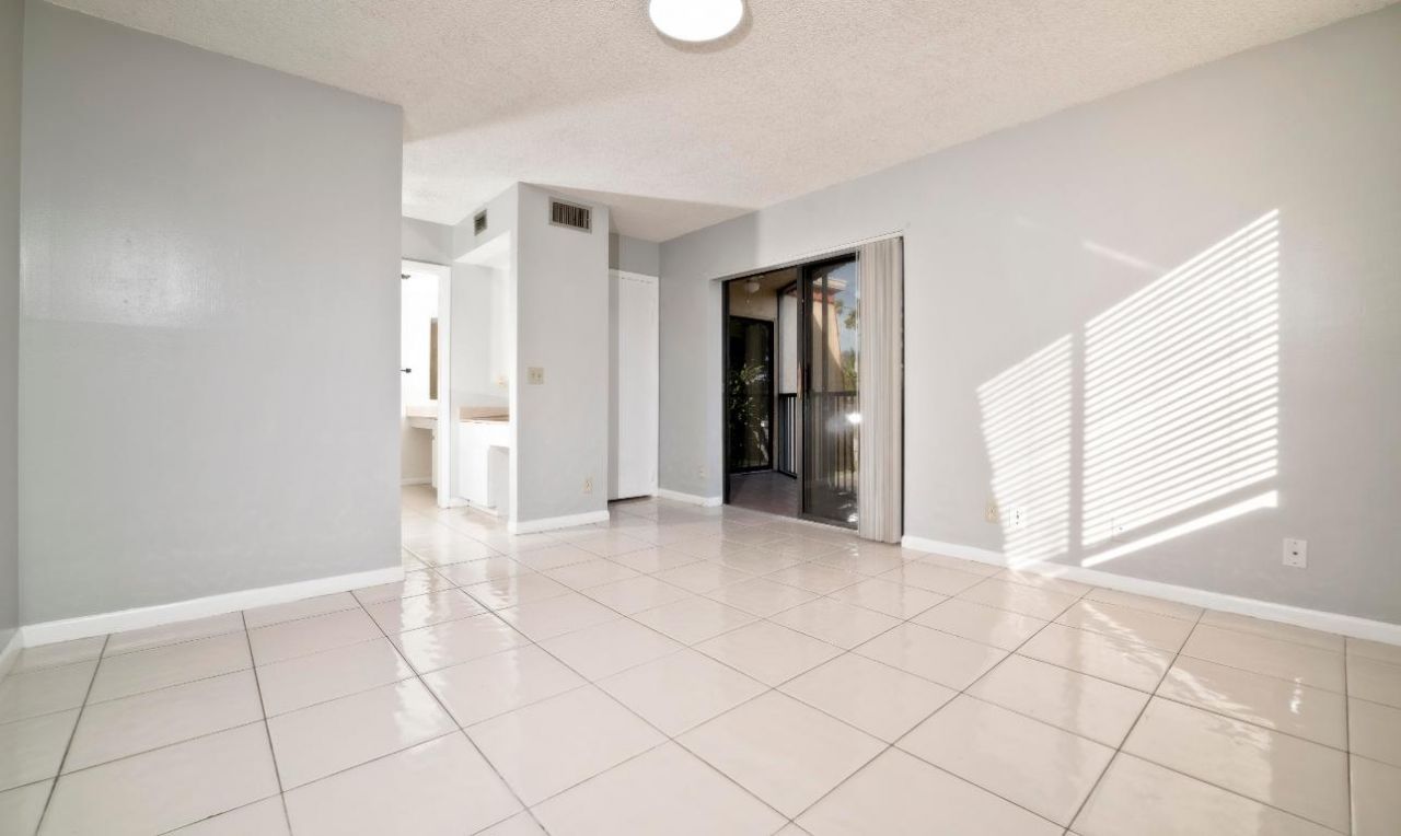 8353 Trent Court, Unit C, Boca Raton, FL 33433 Photo