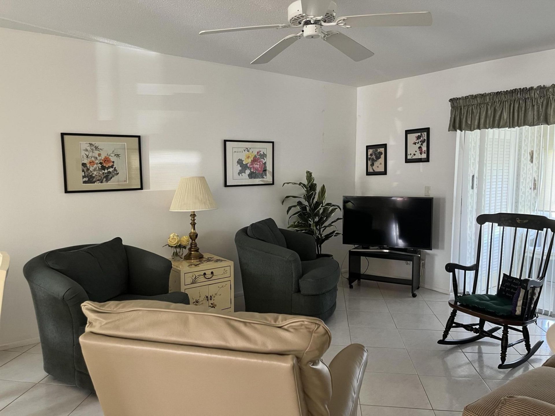 2980 Crosley Drive E, Unit F, West Palm Beach, FL 33415 Photo